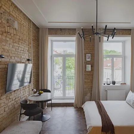 Boutique With Balcony Appartement Vilnius