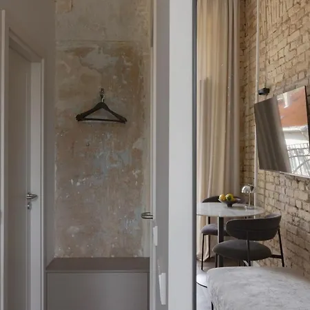 Appartement Boutique With Balcony *